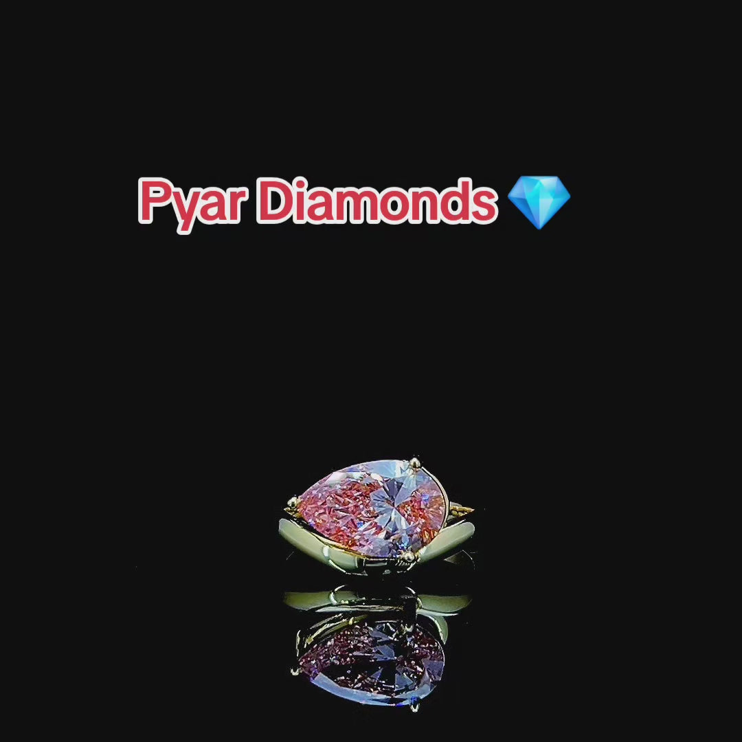 💗Vivid Pink Pear Diamond Ring 💎