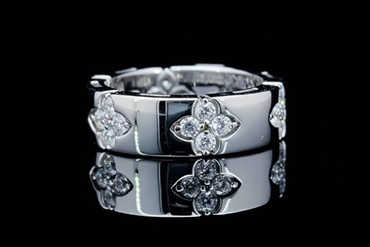 Wide Band Clover Ring with Pear-Shaped Diamonds